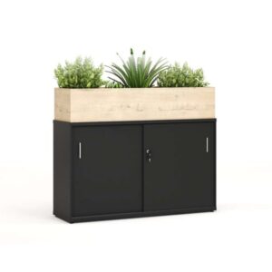 sliding-door-planter-box